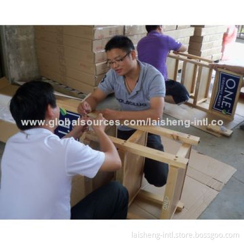 Beverage Display Rack with Four Adjustable Feet and Knock-down Structure